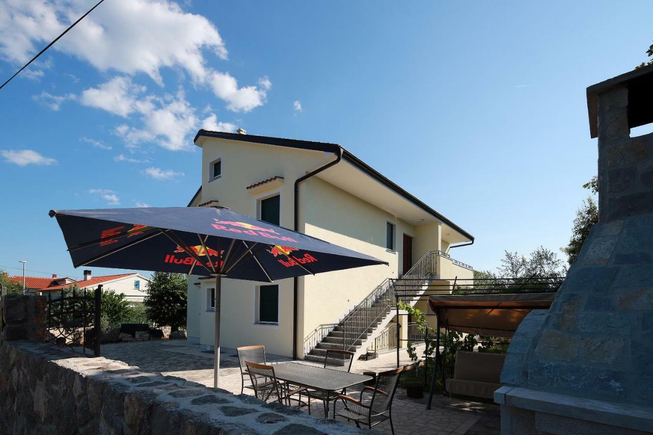 Apartmani Judita Pinezići Buitenkant foto
